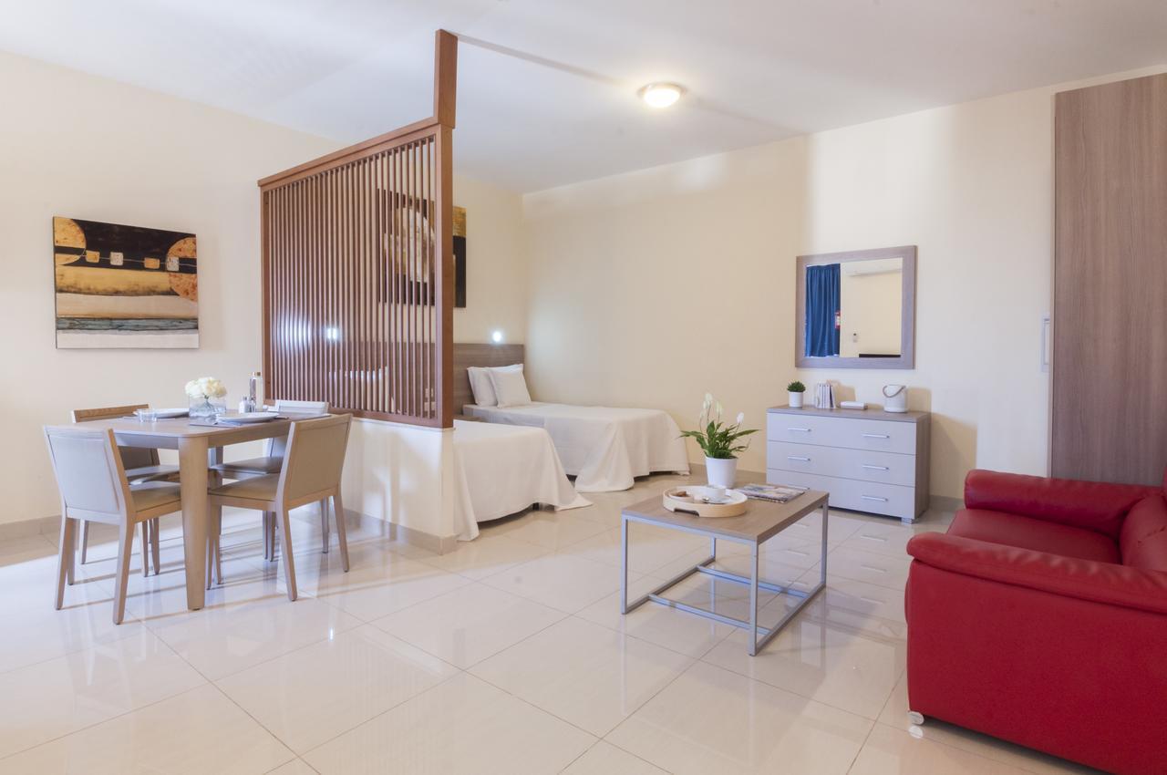 Blubay Suites By St Hotels Gzira Eksteriør billede